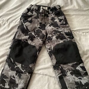 Cherokee Boy Camo Snow Pants Size 4 5 Gray with Black Padded Knees